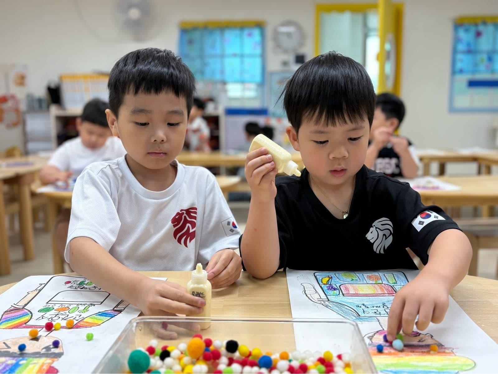 자유롭게 표현하는 예술교육 활동 모습 5